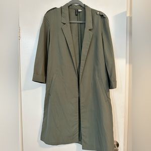 H&M olive green light trench coat xs